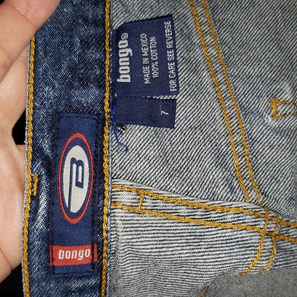 90's Vintage BONGO Denim Capris - Picture 9 of 10